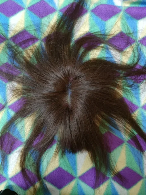 ナチュレトップヘアピースのおもて面