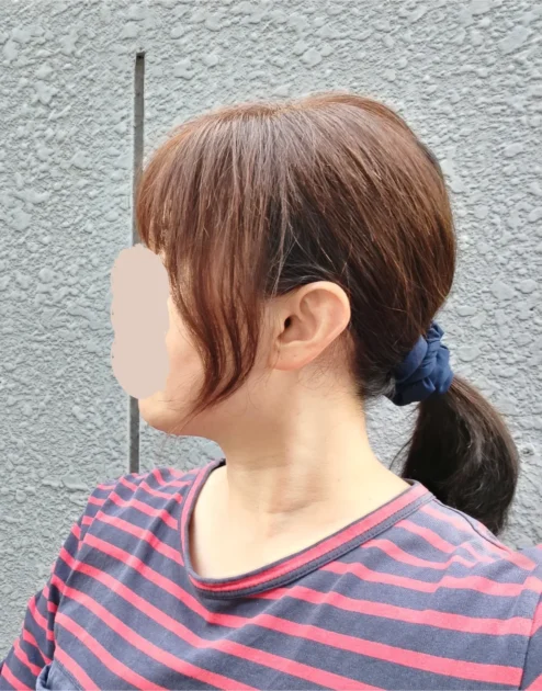 ナチュレトップヘアピースひとつ結び左サイドから