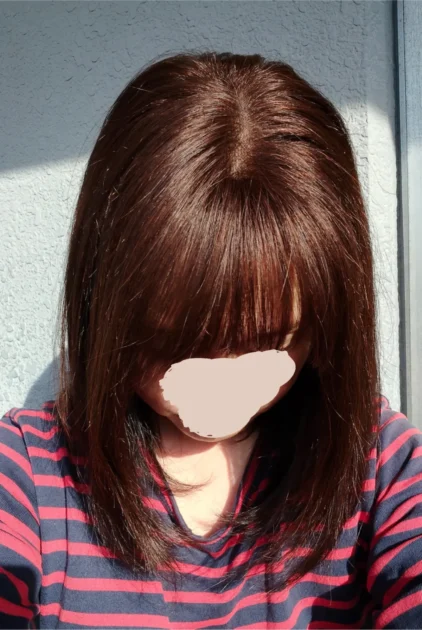 ナチュレトップヘアピース下ろしたところ頭頂部分け目